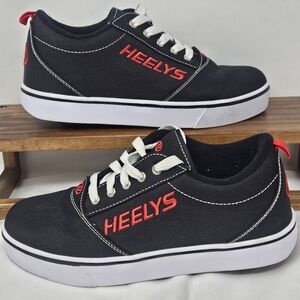 Heelys Youth men size 8